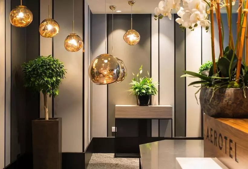 Aerotel London Heathrow T2 & T3