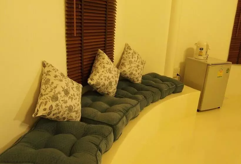 هتل 102 Ville
