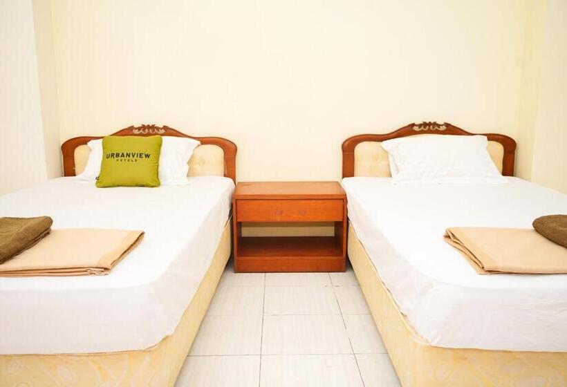 Urbanview Hotel Ratu Elok Syariah Banjarbaru By Reddoorz