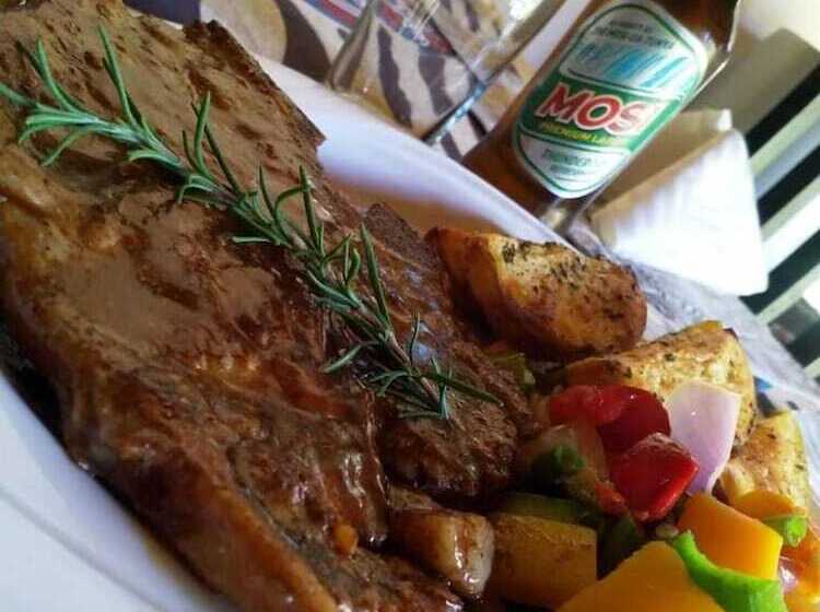 هتل Anina S Executive Lodge