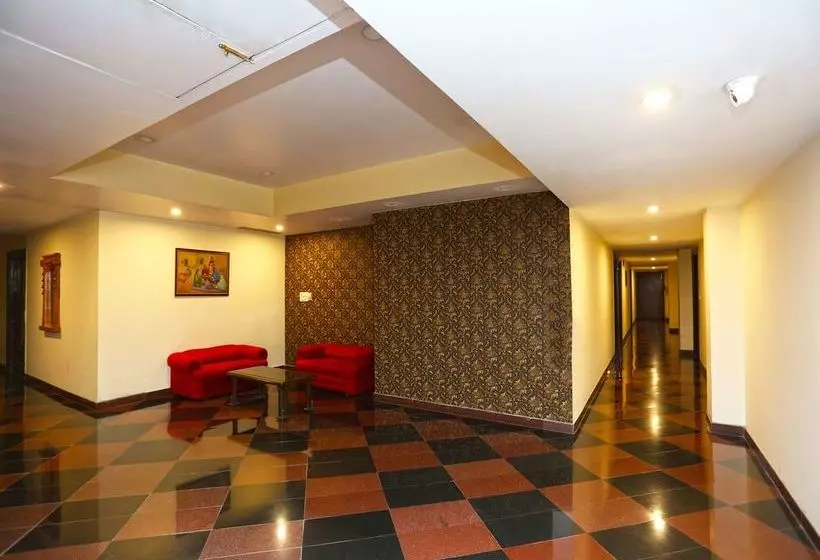 ホテル Oyo 16565 Karnal Haveli