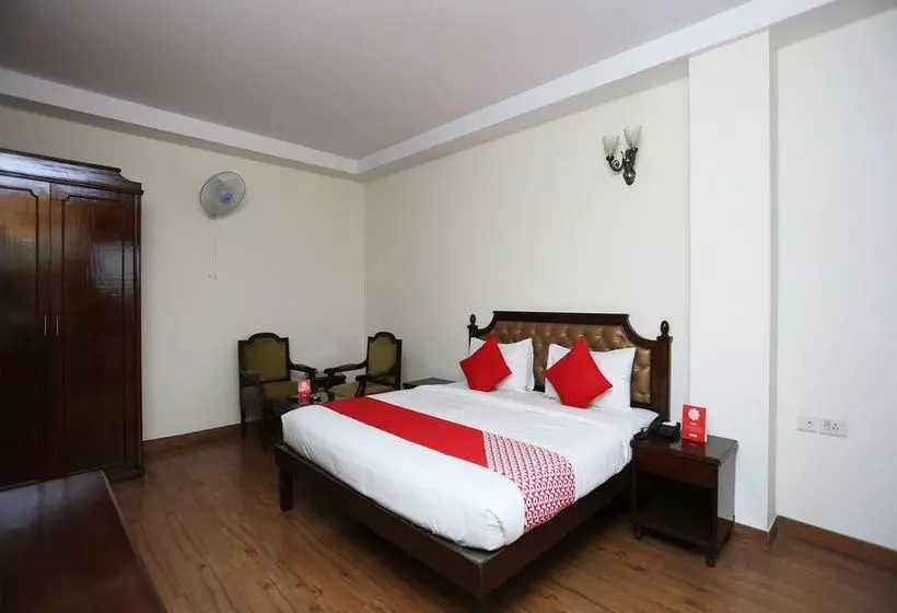 ホテル Oyo 16565 Karnal Haveli