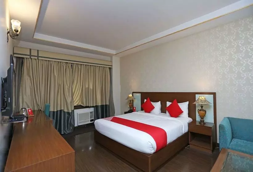 ホテル Oyo 16565 Karnal Haveli