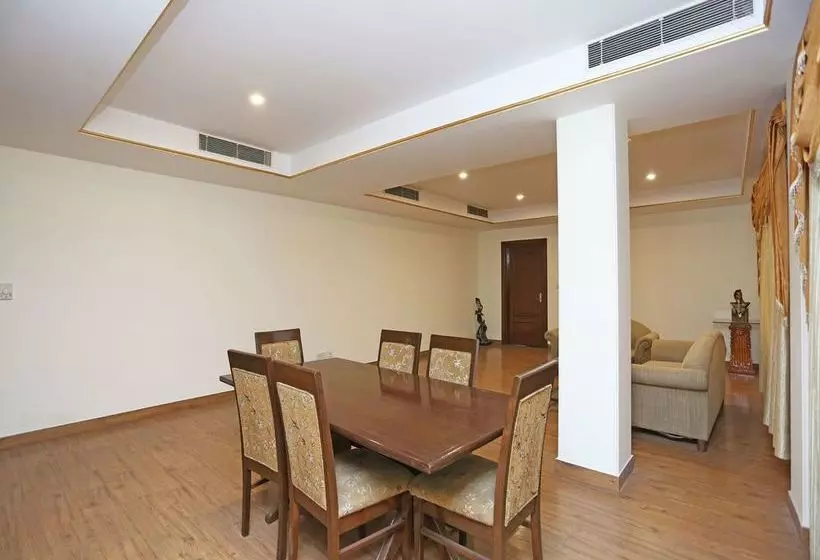ホテル Oyo 16565 Karnal Haveli