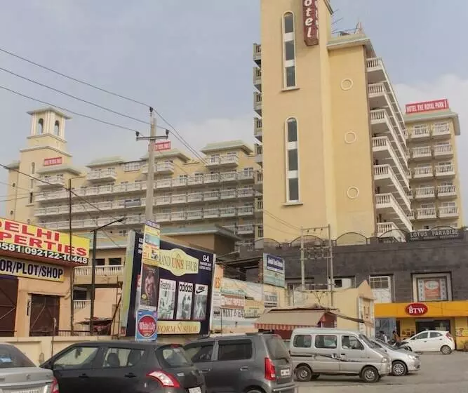 Hotelli The Royal Park