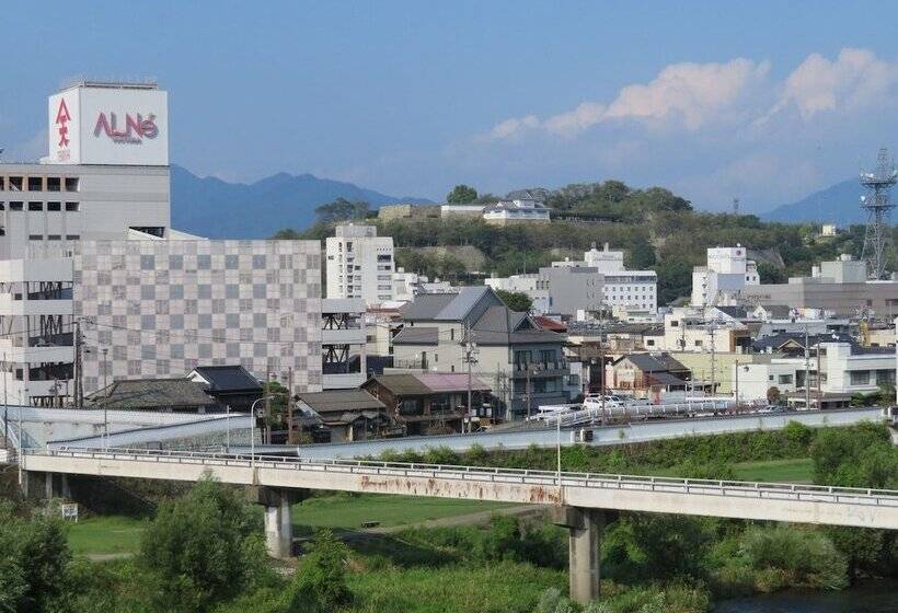 فندق Tsuyama Grand