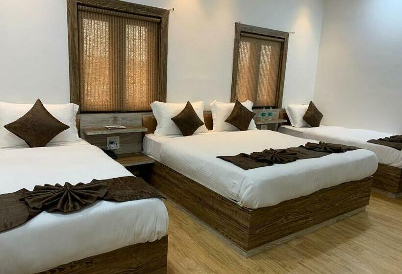 酒店 Yashogopal Resortico