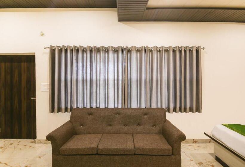 酒店 Yashogopal Resortico