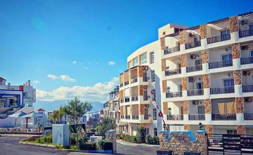Mirador Golf Apart