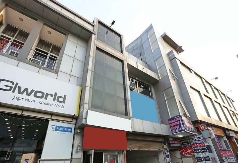 Oyo 12784 Hotel Roomers