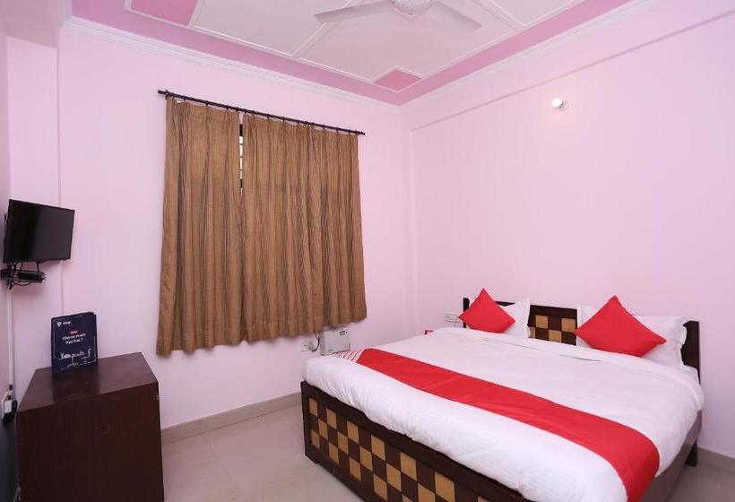 Oyo 15481 Hotel Star