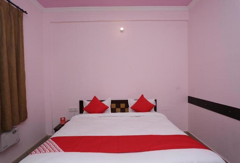 Oyo 15481 Hotel Star