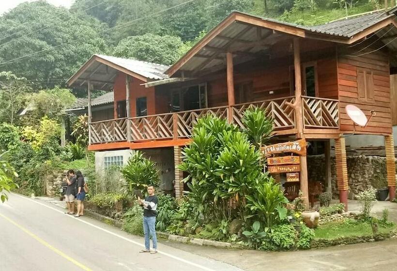 פנסיון Maekampong Kidteng