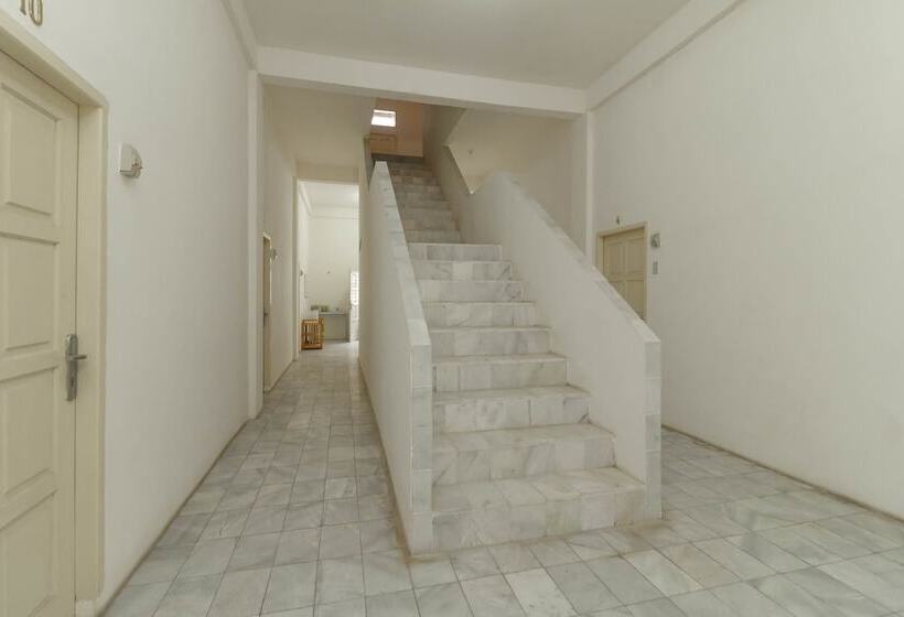 Pensjonat Reddoorz @ Lemabang