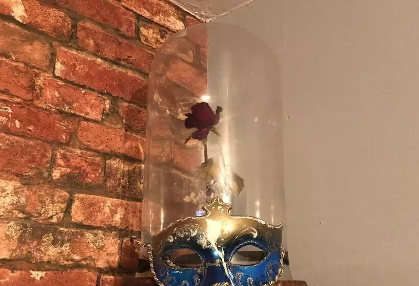 The Clacks Rustic Abode