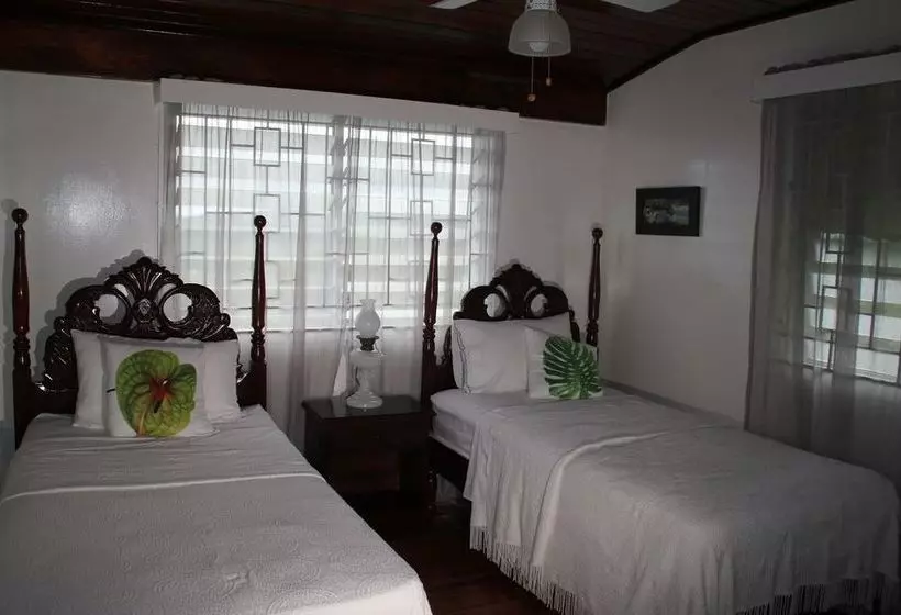 Treetops Villa