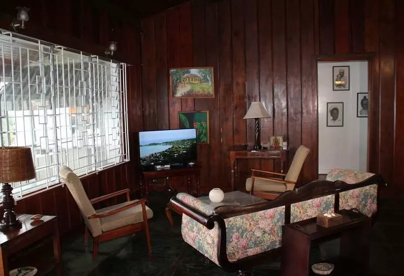 Treetops Villa