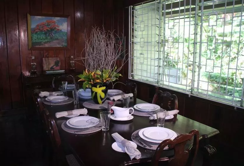Treetops Villa