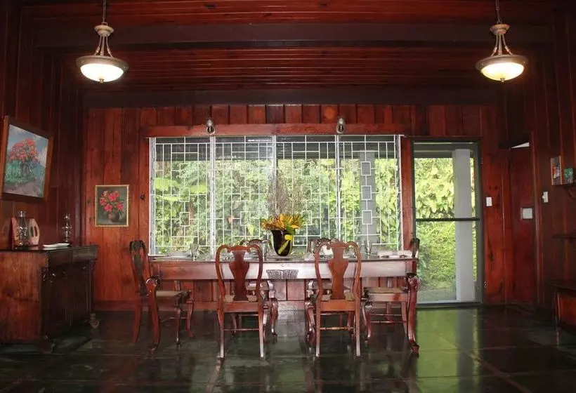 Treetops Villa