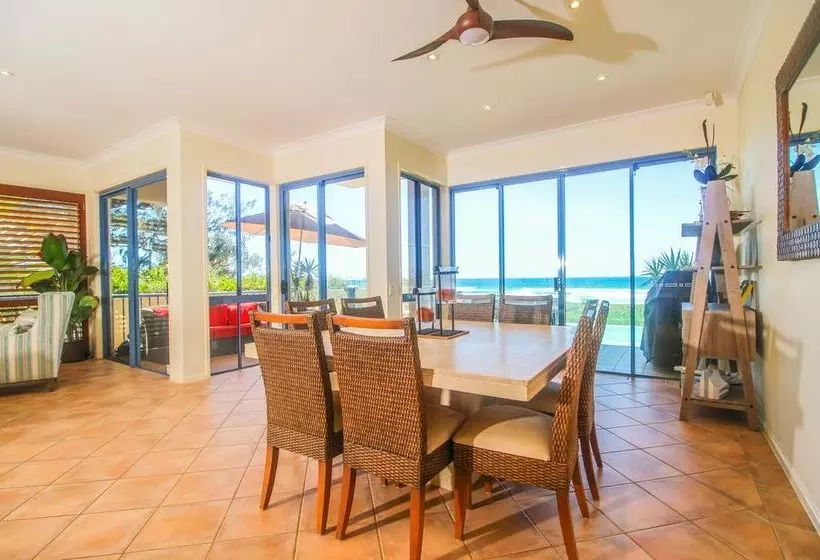 Absolute Beachfront Holiday House