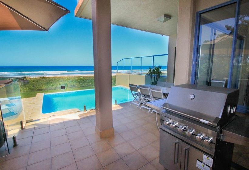 Absolute Beachfront Holiday House