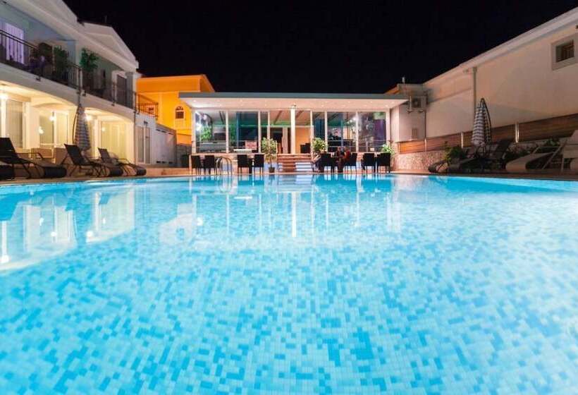 Adriatic Hill Apartments