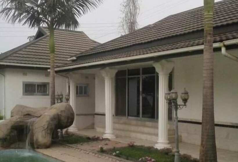 住宿加早餐  Melunah Lodge