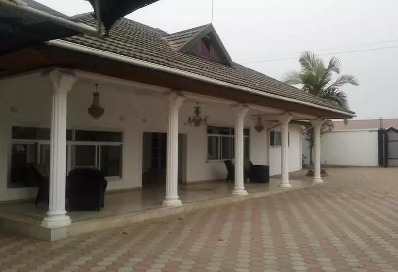 تختخواب و صبحانه Melunah Lodge
