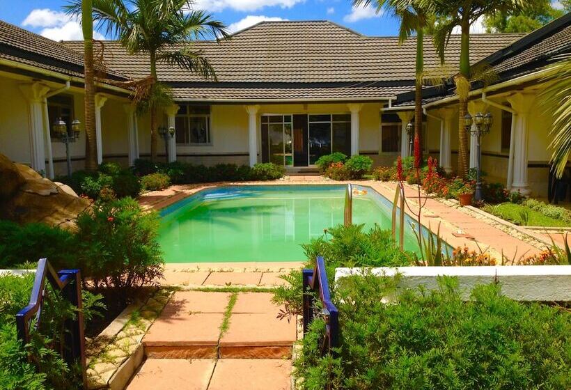 住宿加早餐  Melunah Lodge