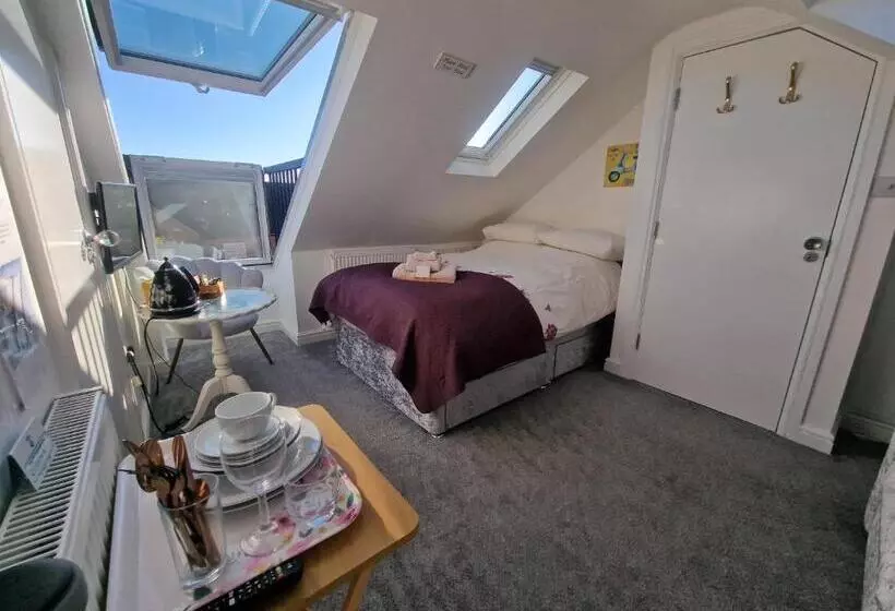 ベッドアンドブレックファースト Redwing Rise