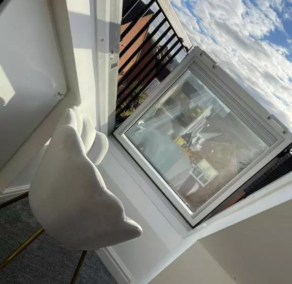 ベッドアンドブレックファースト Redwing Rise