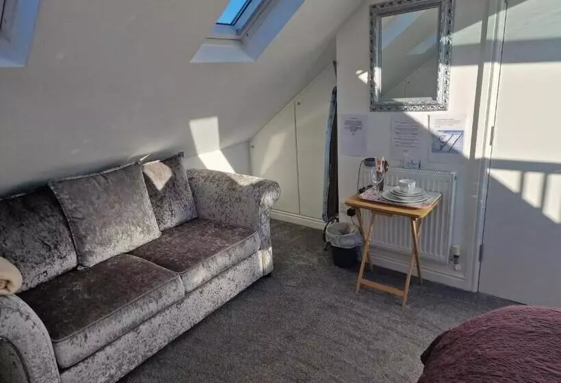 ベッドアンドブレックファースト Redwing Rise