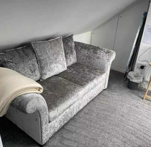 ベッドアンドブレックファースト Redwing Rise