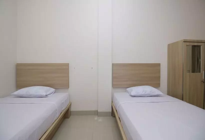 Hotel 168 Inn