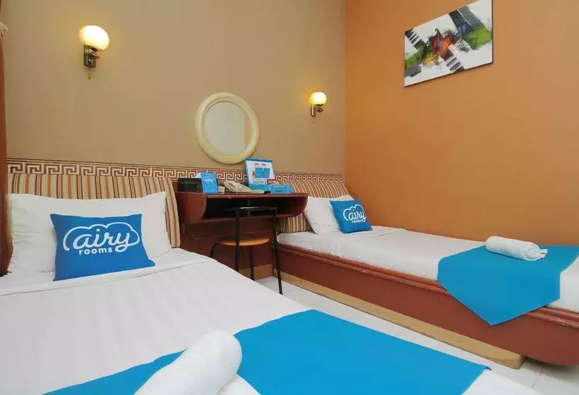 هتل Airy Dimoro Batanghari Blitar