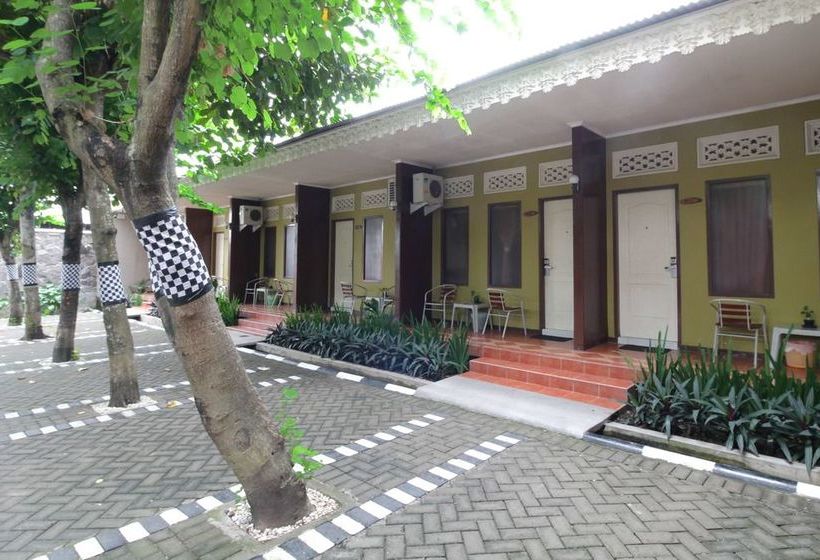 Hotelli Airy Dimoro Batanghari Blitar