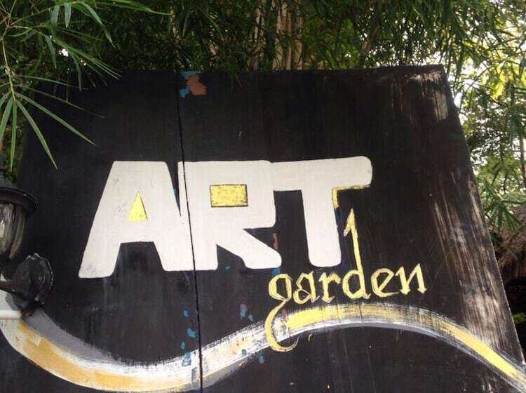 ホテル Art Garden