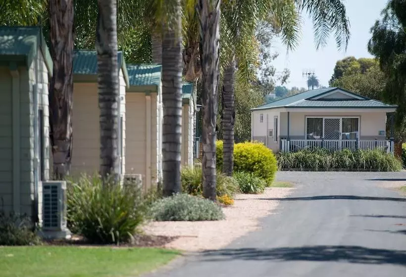 Hotelli Berri Riverside Holiday Park