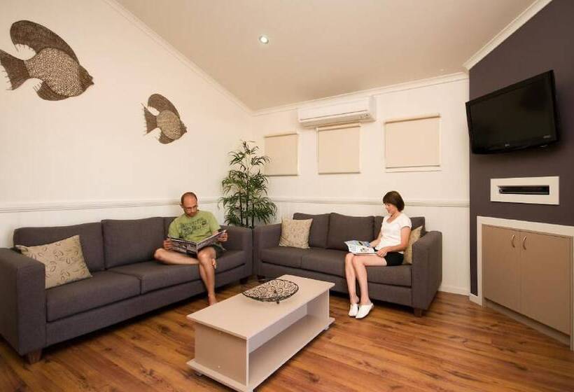 فندق Berri Riverside Holiday Park