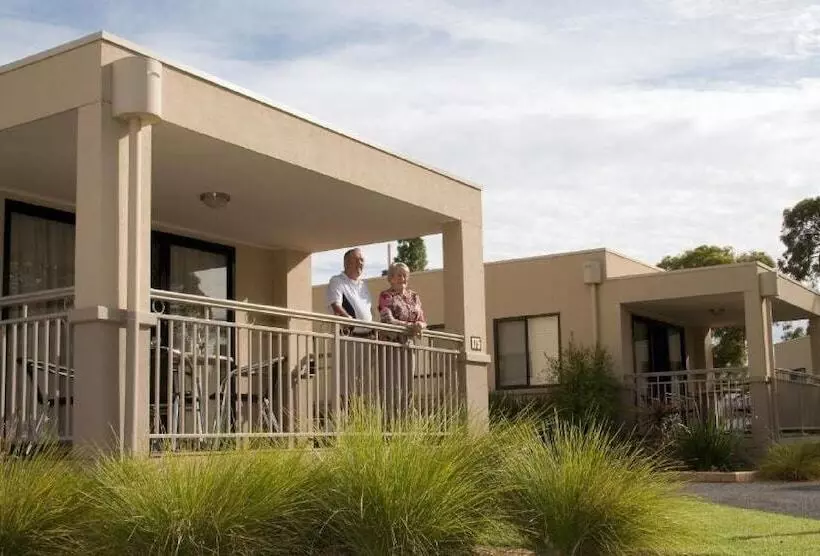 Hotelli Berri Riverside Holiday Park