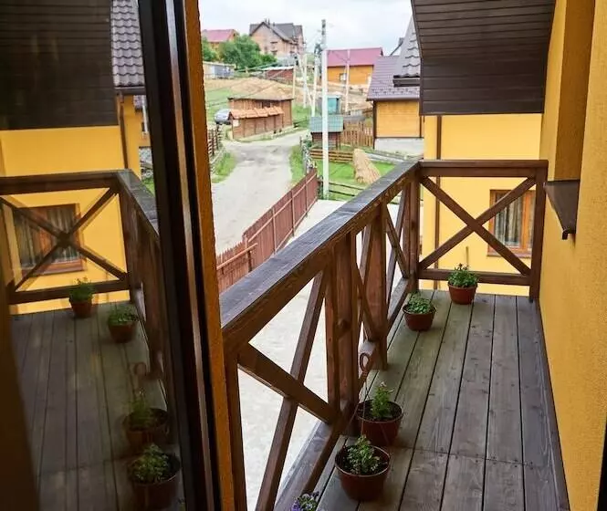 Hotelli Cottage Panskyi Kut