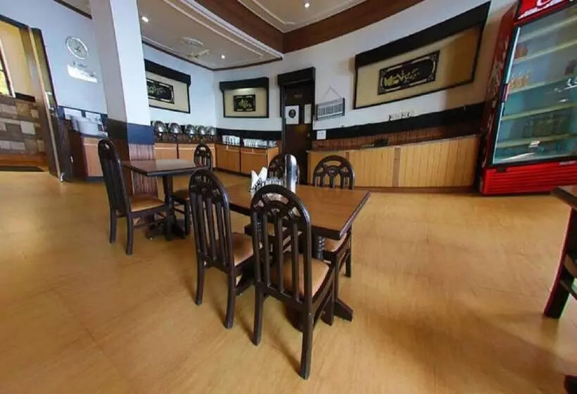 Hotelli Kasang Regency Hill Resort