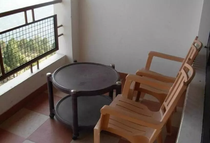 Hotelli Kasang Regency Hill Resort
