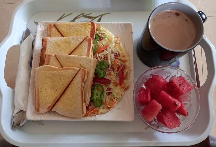 Hotel Kcs Guest House