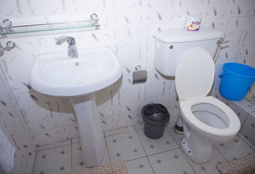 Hotel Kcs Guest House