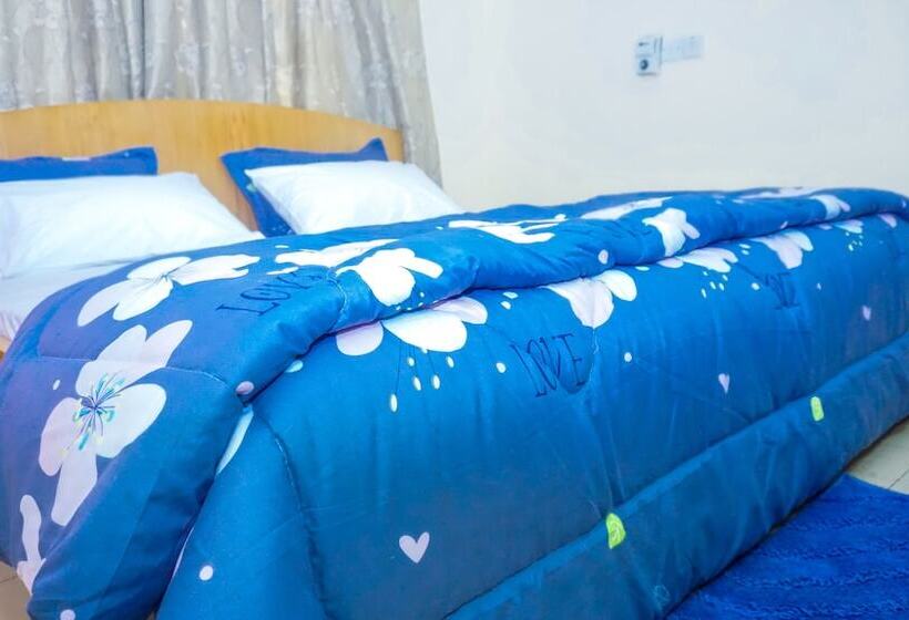 Hotel Kcs Guest House