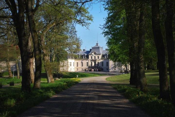 בית מלון כפרי Kronovalls Vinslott