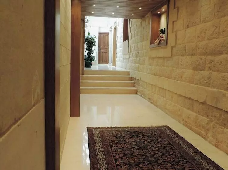 هتل La Place