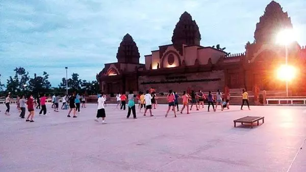 هتل R.m. Mansion Surin