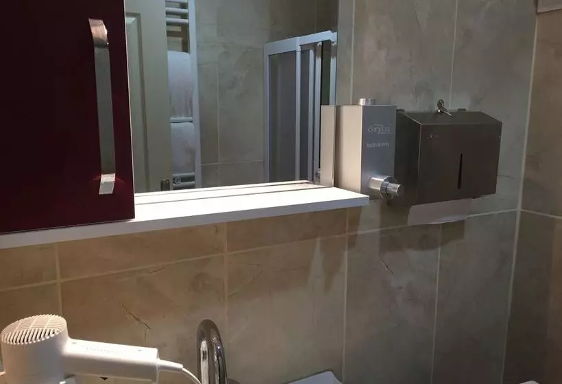Royal Ozcelik Otel